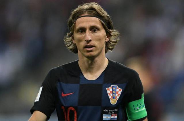 这队的前场连接太顺畅