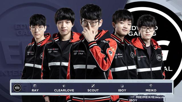 体氛围更加 体氛围更加