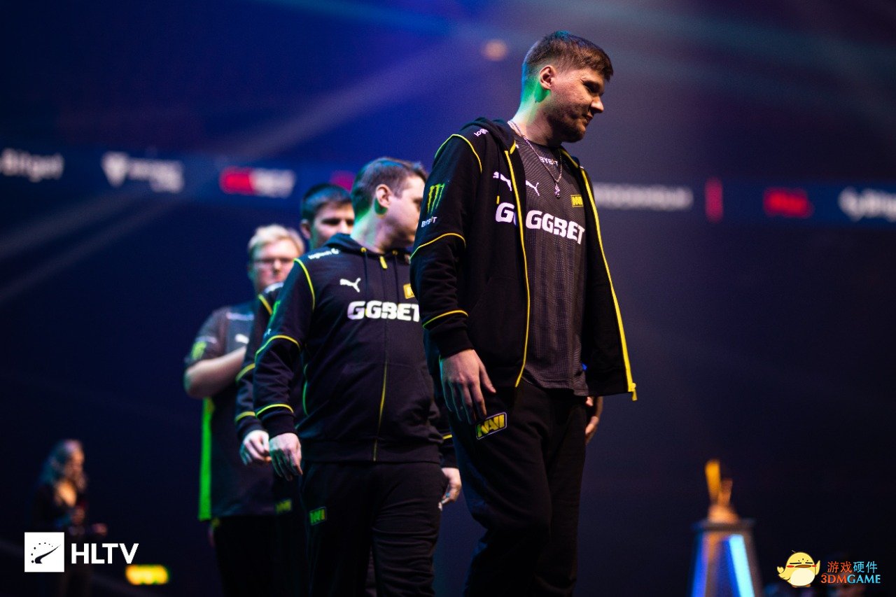 更是每个人 更是每个人