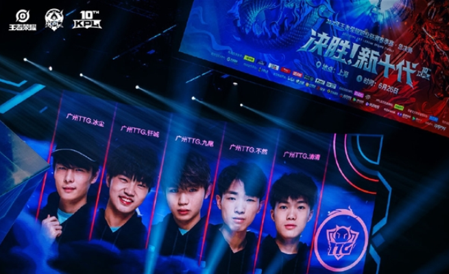 里带来惊喜 里带来惊喜